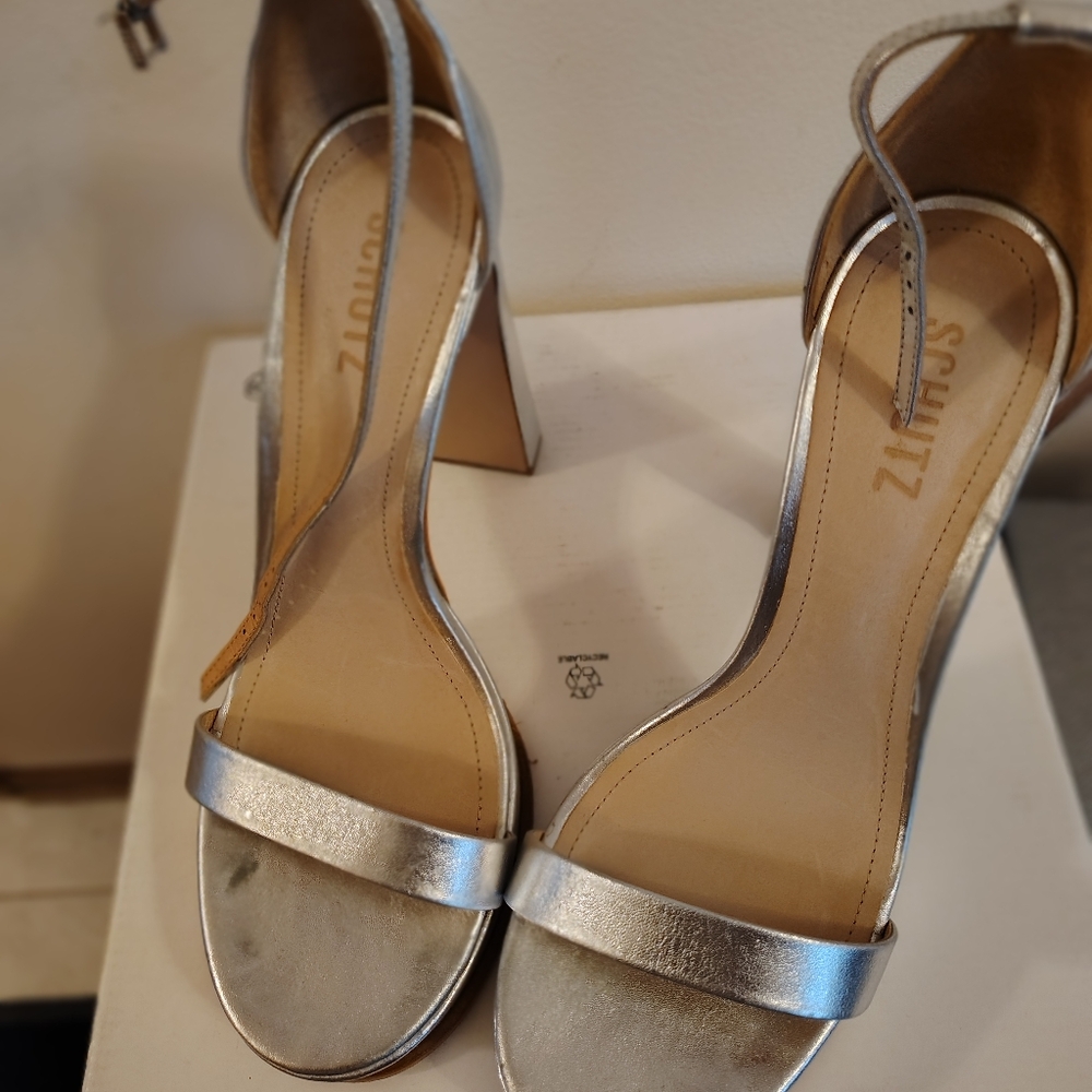 Ladies Block Heels - image 1